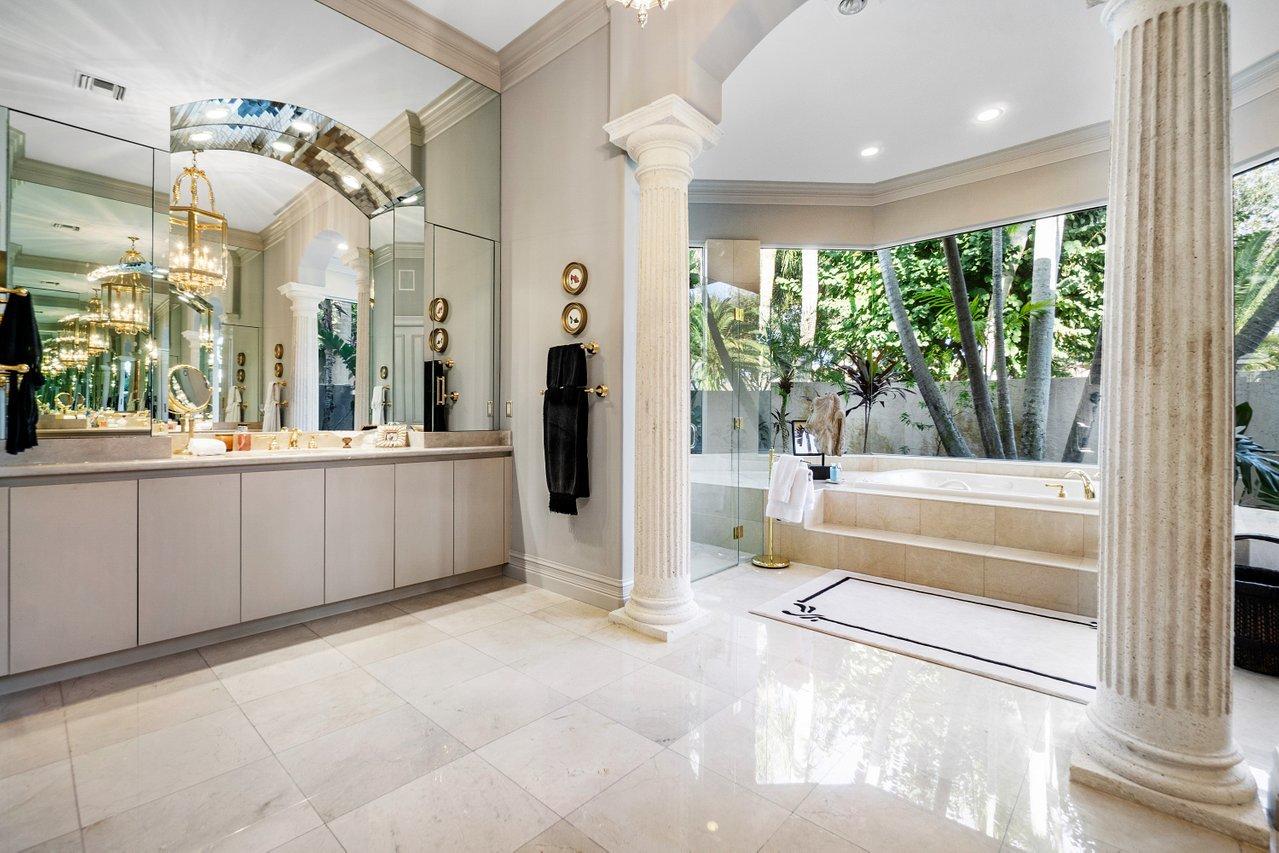 ADMIRALS COVE 3 PAR E - Residential