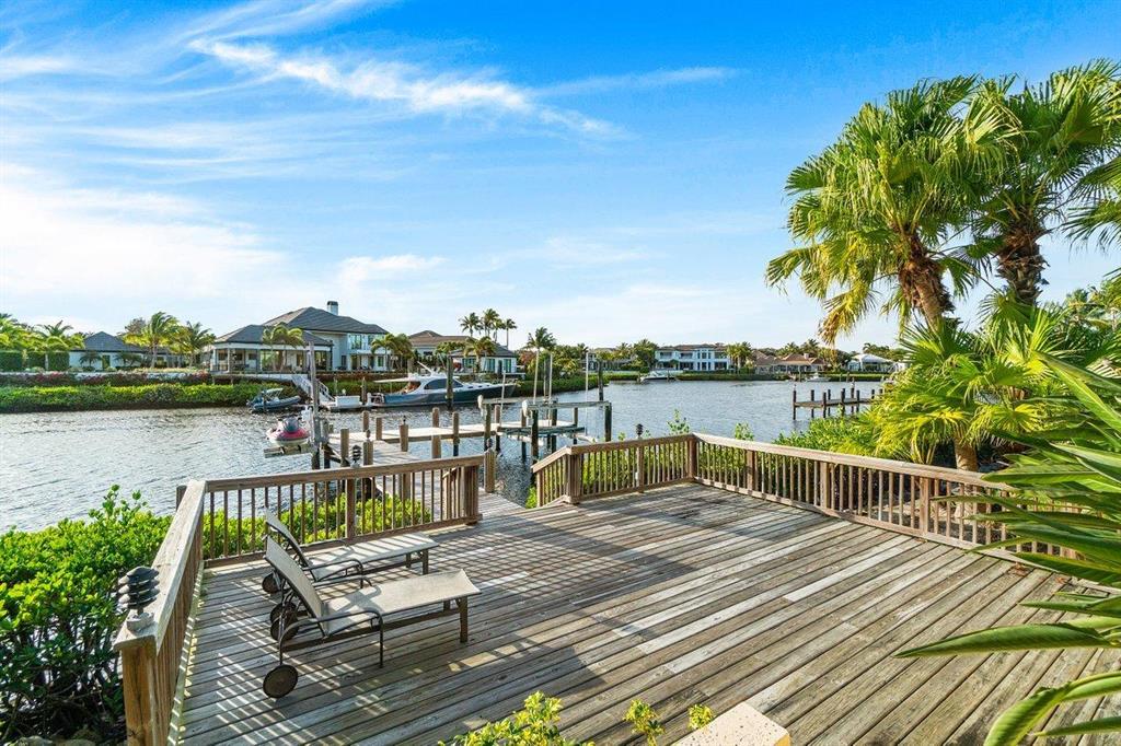 ADMIRALS COVE 3 PAR E - Residential