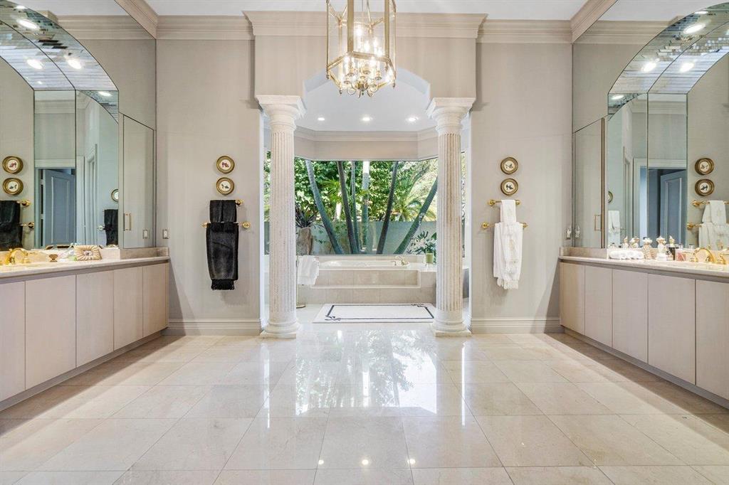 ADMIRALS COVE 3 PAR E - Residential