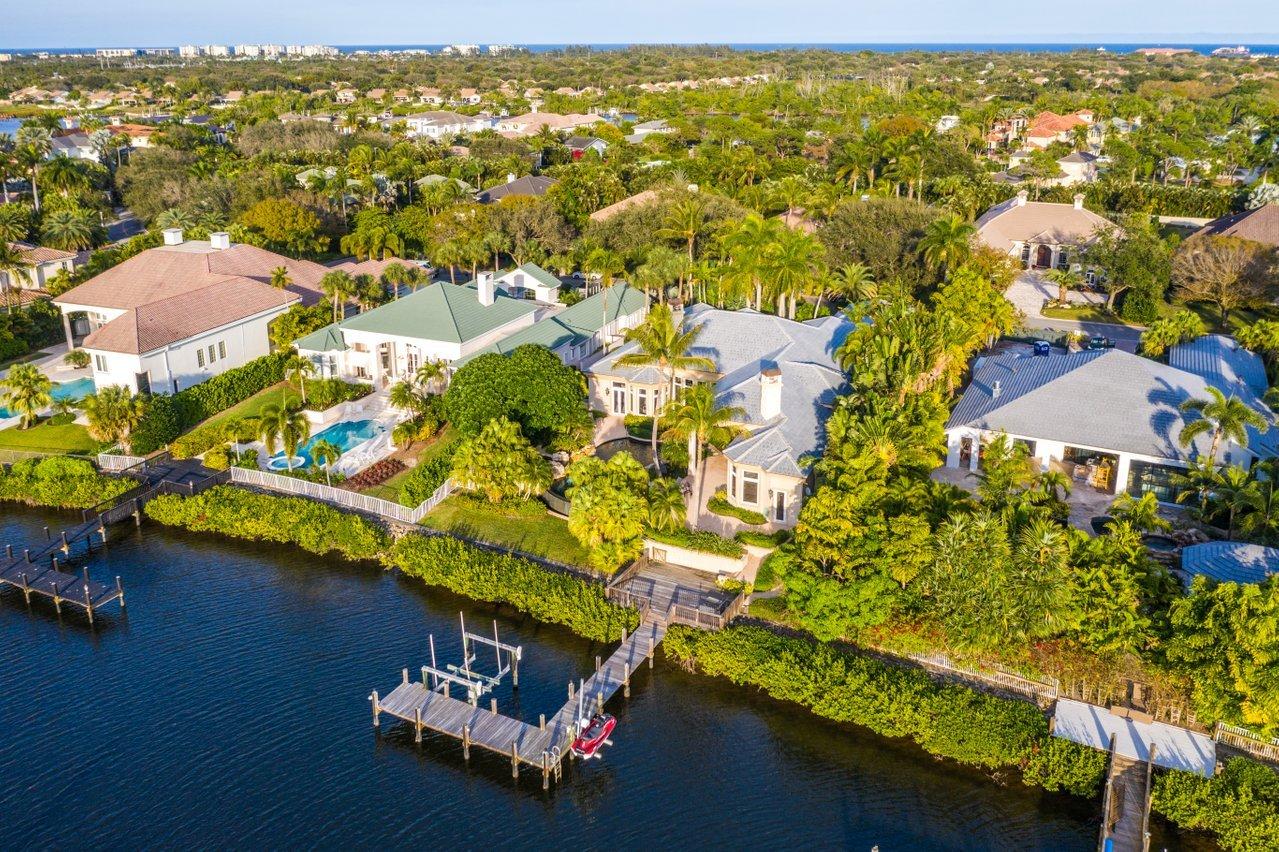 ADMIRALS COVE 3 PAR E - Residential