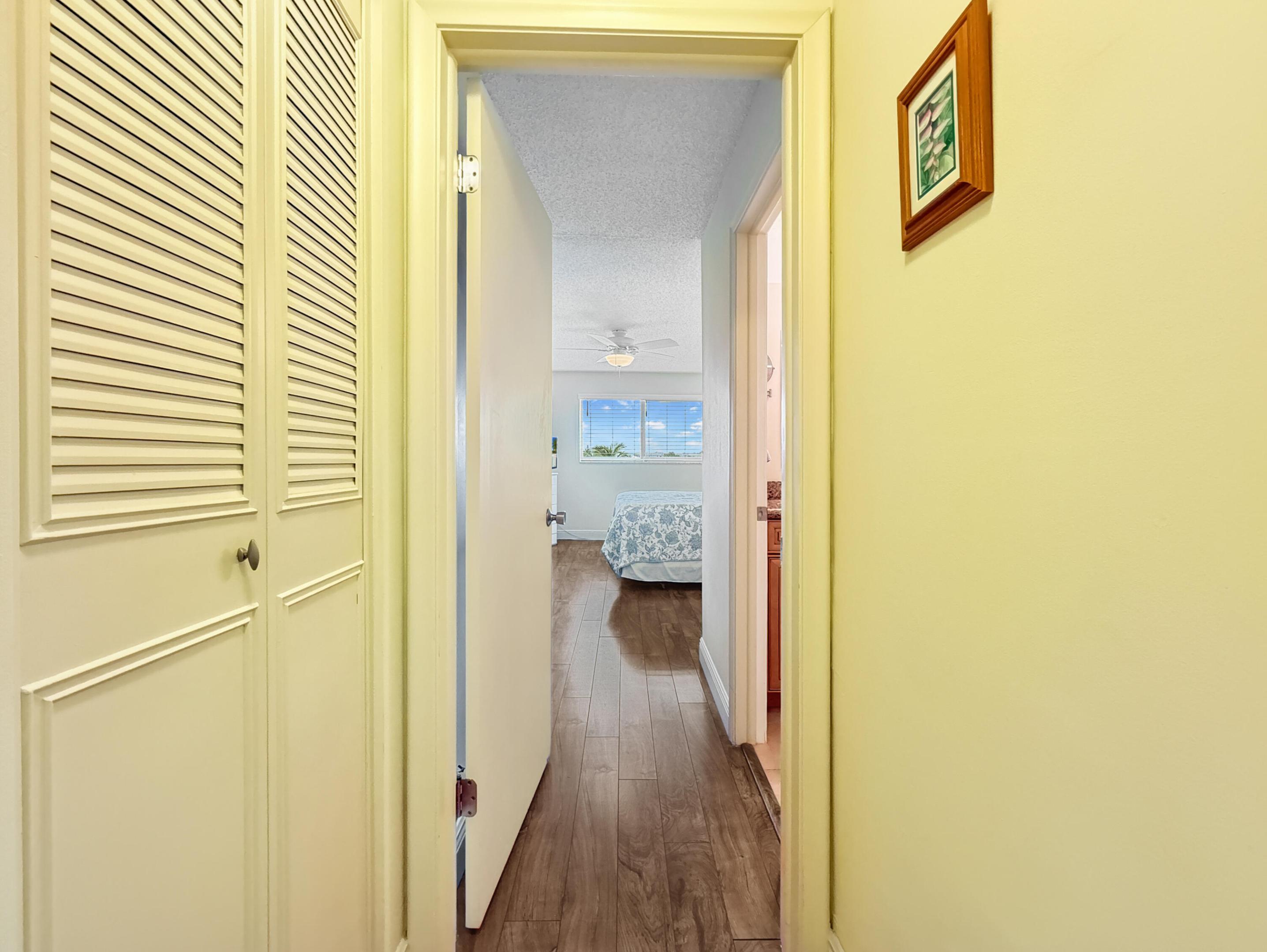 COLONIAL CLUB CONDO SEC 1 - Residential