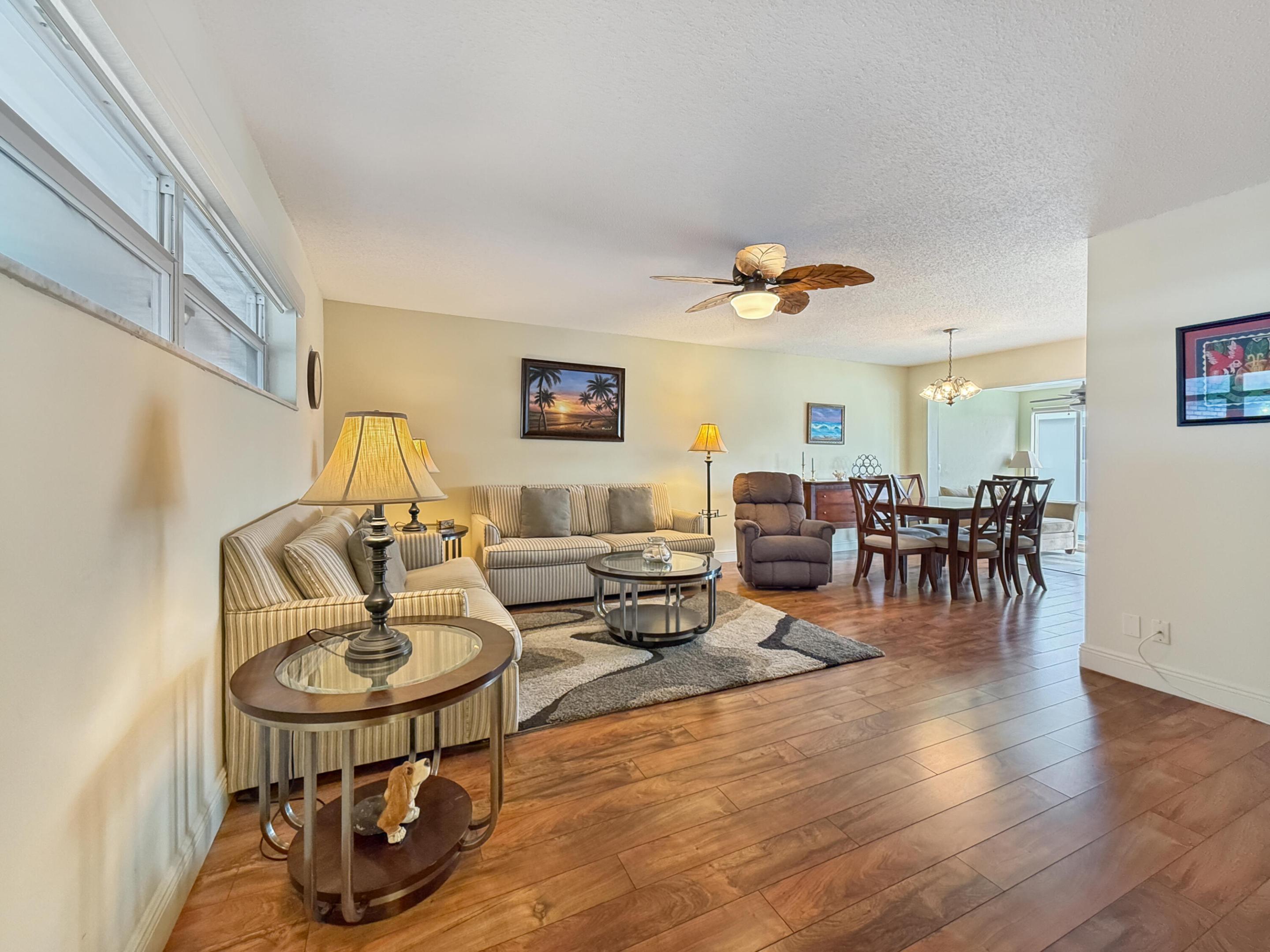 COLONIAL CLUB CONDO SEC 1 - Residential