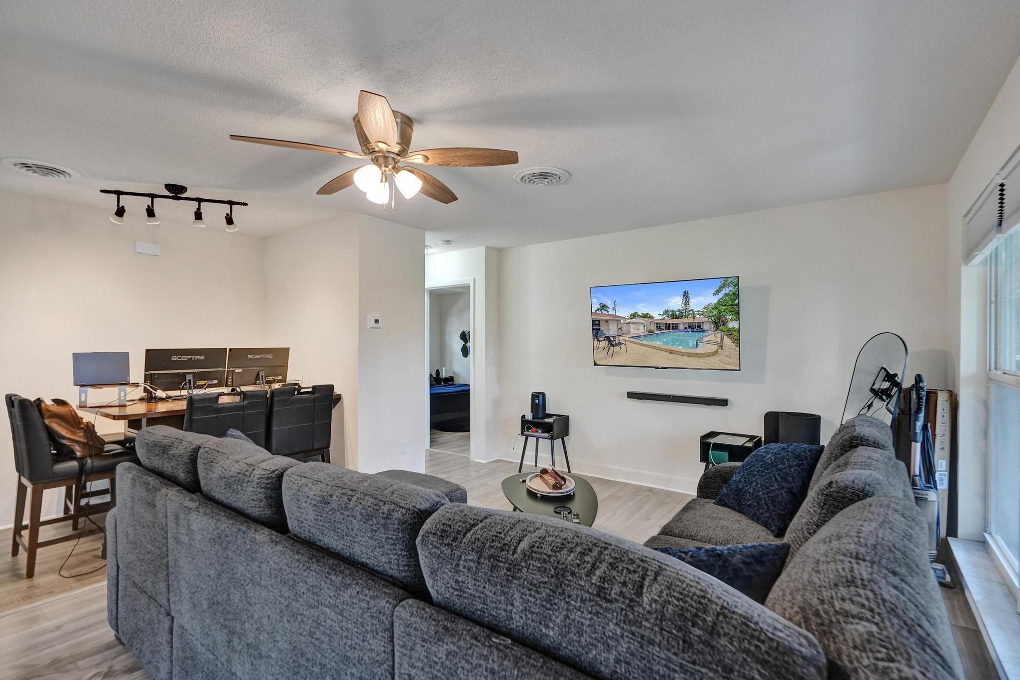 Imperial Point - Residential Income