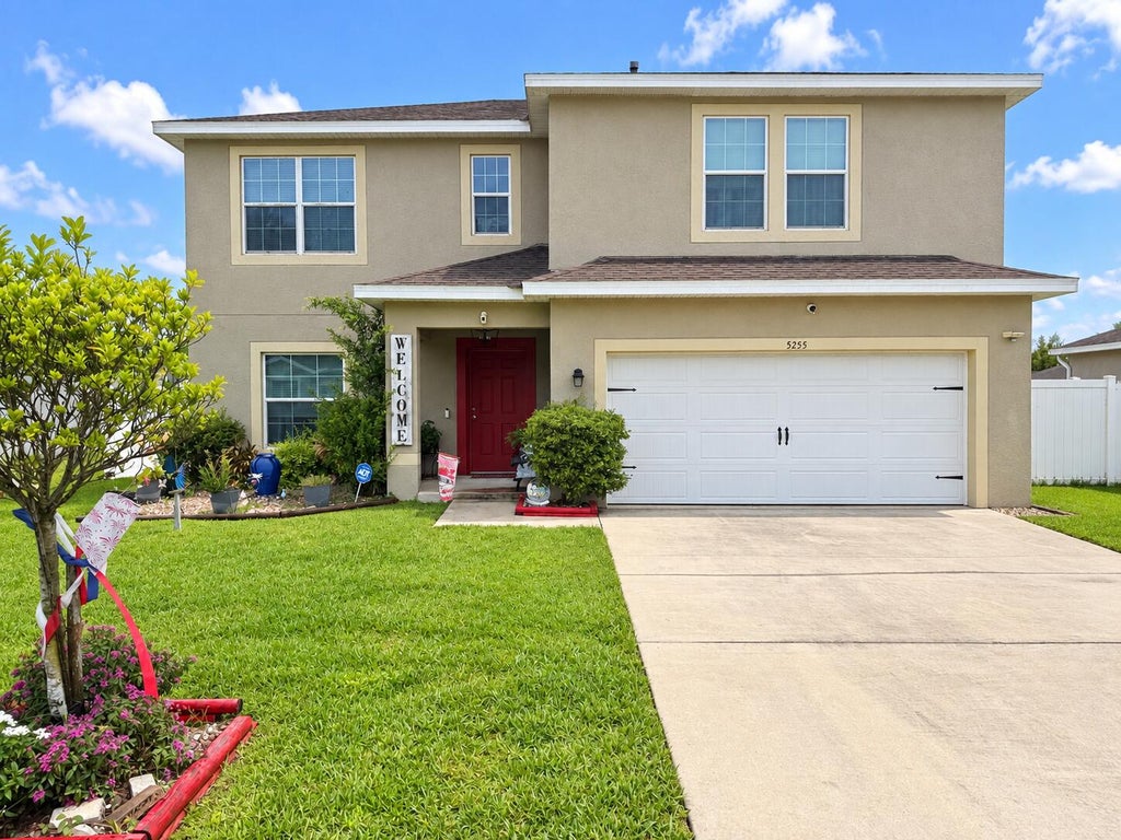 Photo of 5255 Oakland Lake Circle, Fort Pierce, FL 34951 (MLS # B26073399)