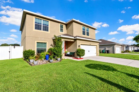 Tiny photo for 5255 Oakland Lake Circle, Fort Pierce, FL 34951 (MLS # B26073399)