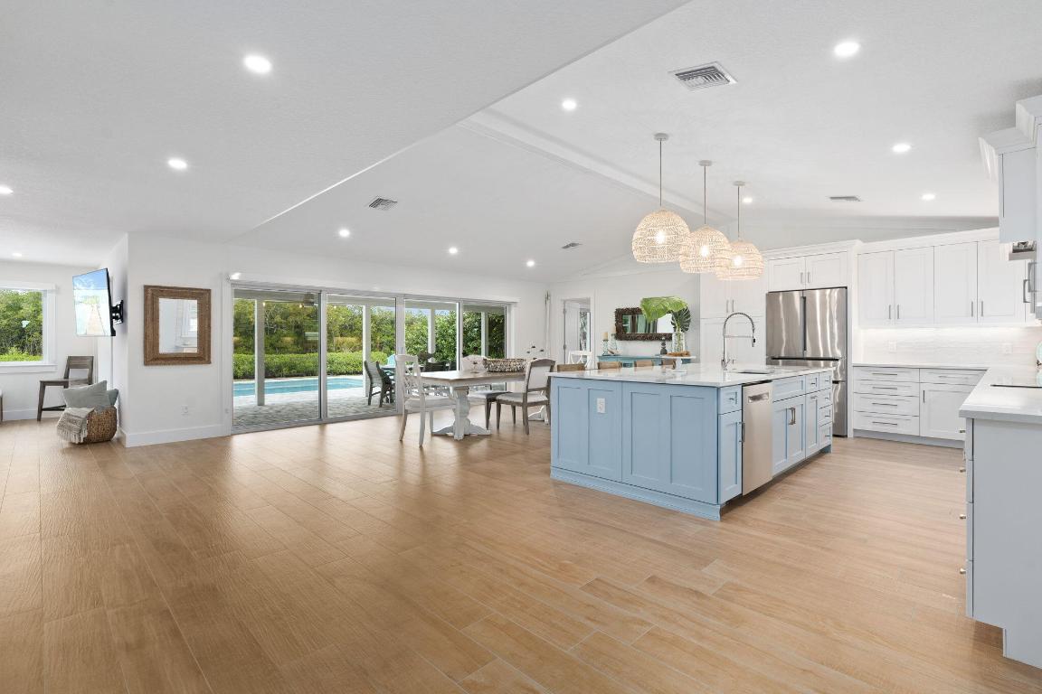 HOBART LANDING UNIT 2 - Residential