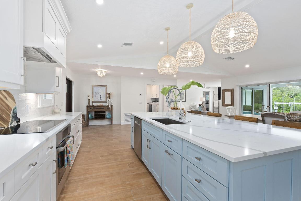 HOBART LANDING UNIT 2 - Residential