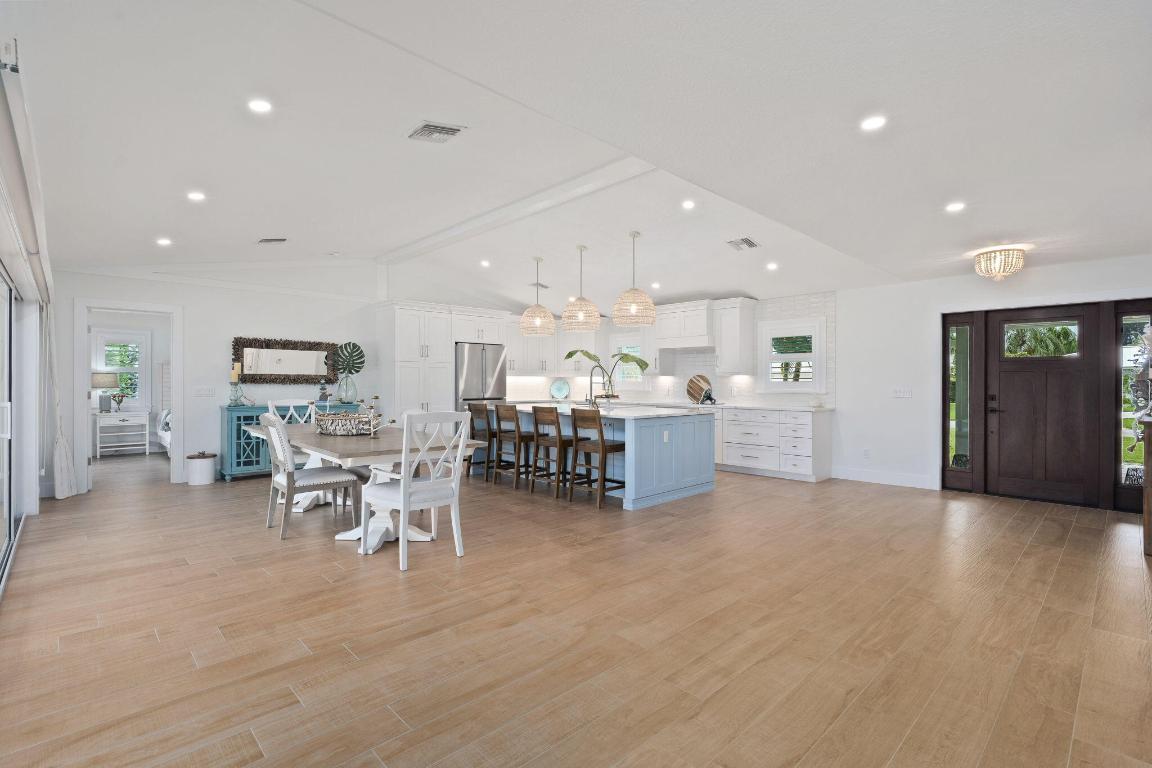 HOBART LANDING UNIT 2 - Residential