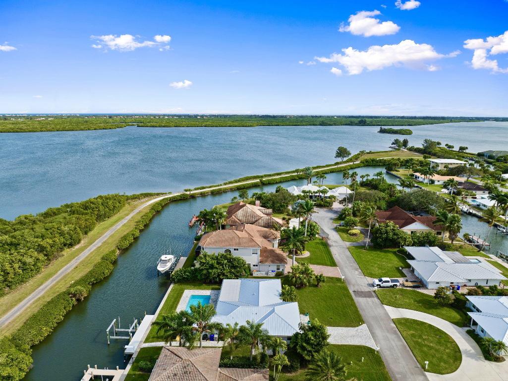 HOBART LANDING UNIT 2 - Residential