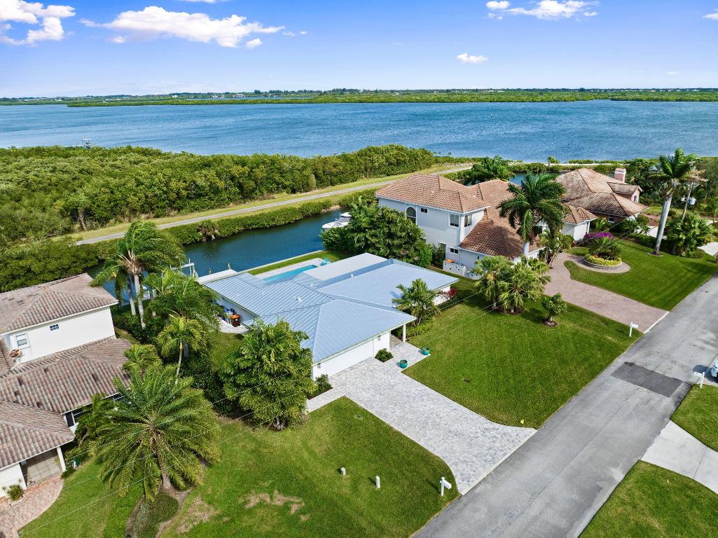 HOBART LANDING UNIT 2 - Residential