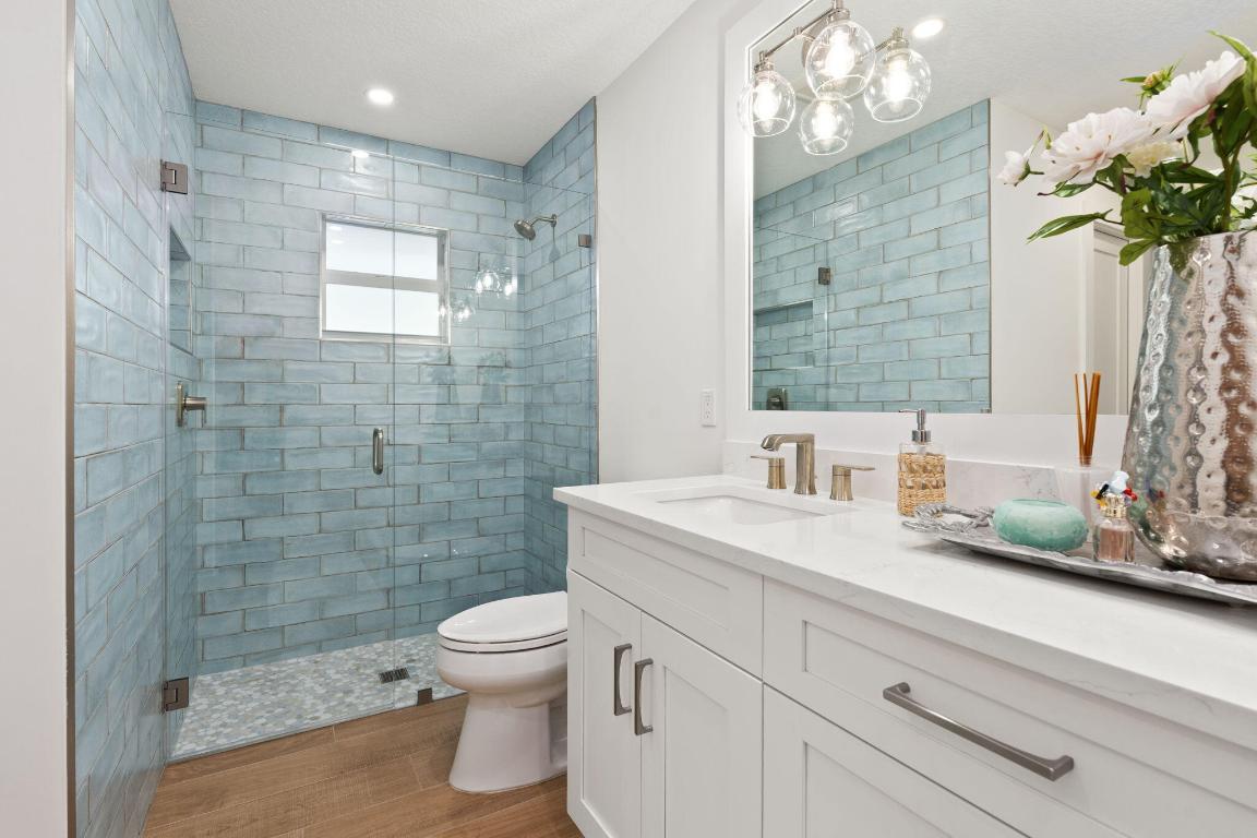 HOBART LANDING UNIT 2 - Residential