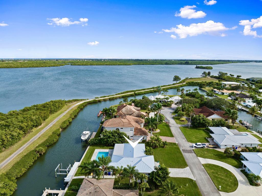 HOBART LANDING UNIT 2 - Residential