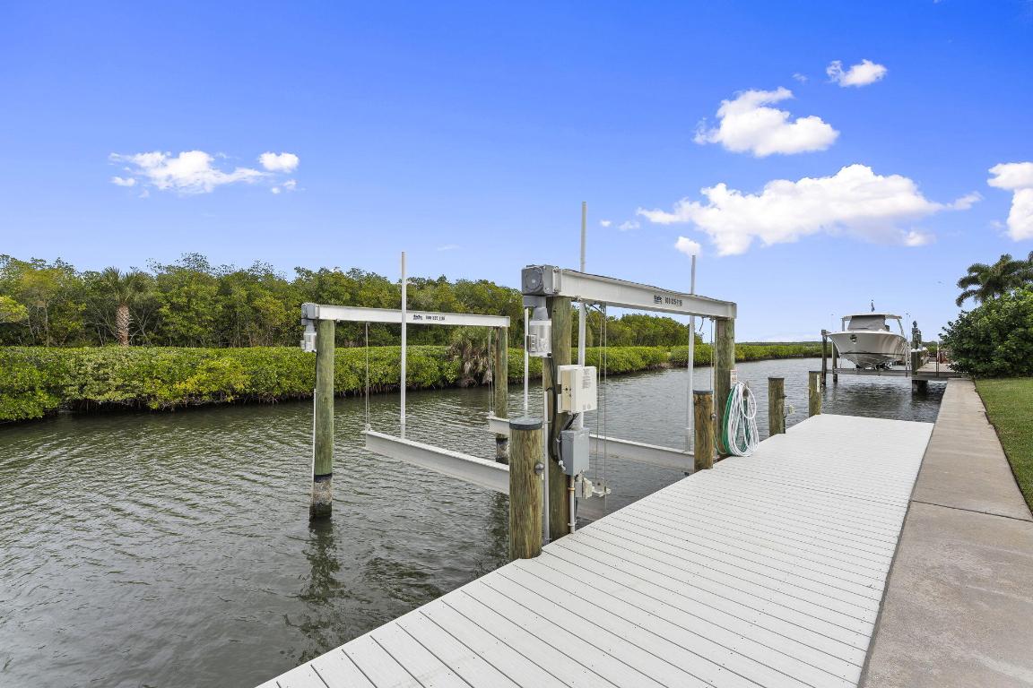 HOBART LANDING UNIT 2 - Residential