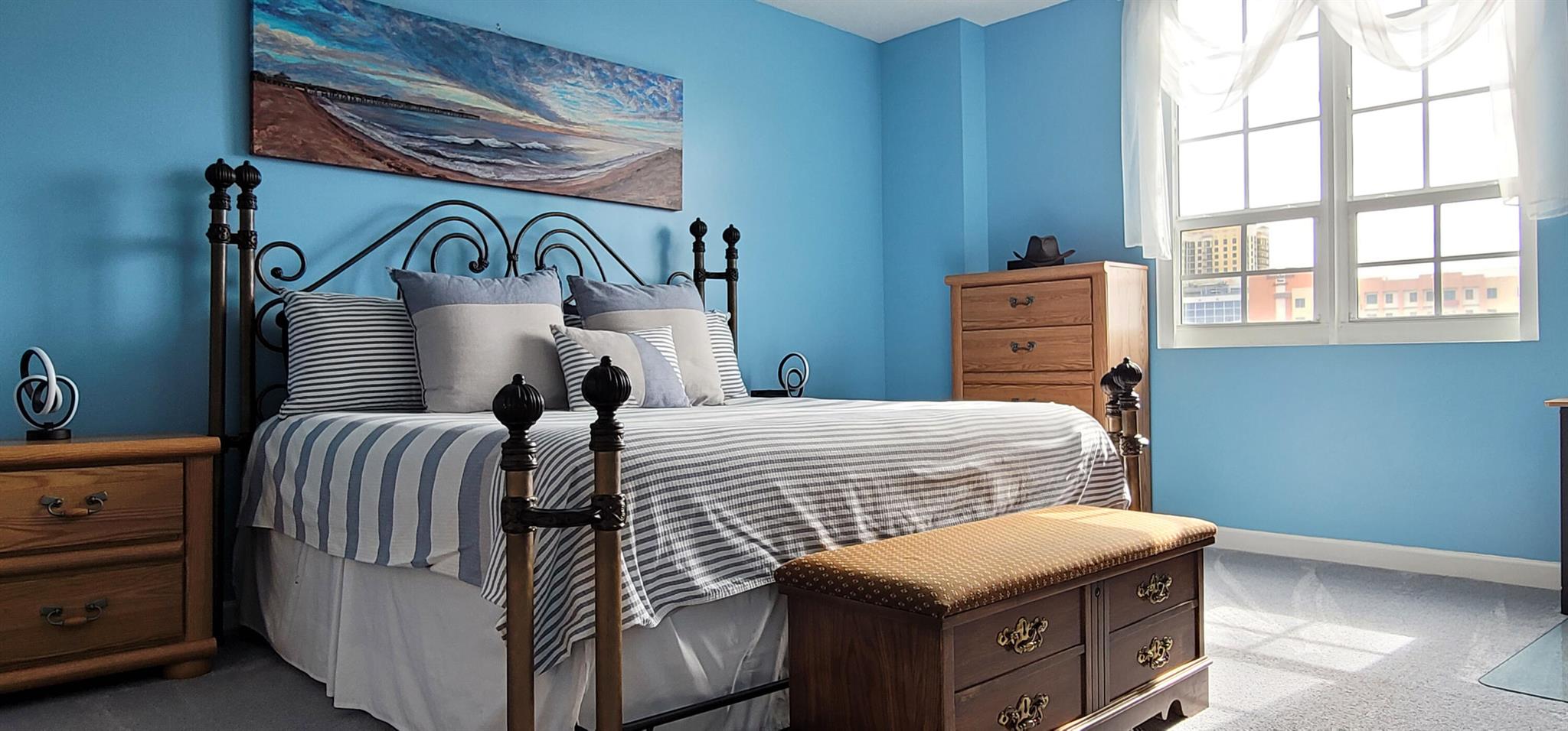 WHITNEY CONDO - Residential