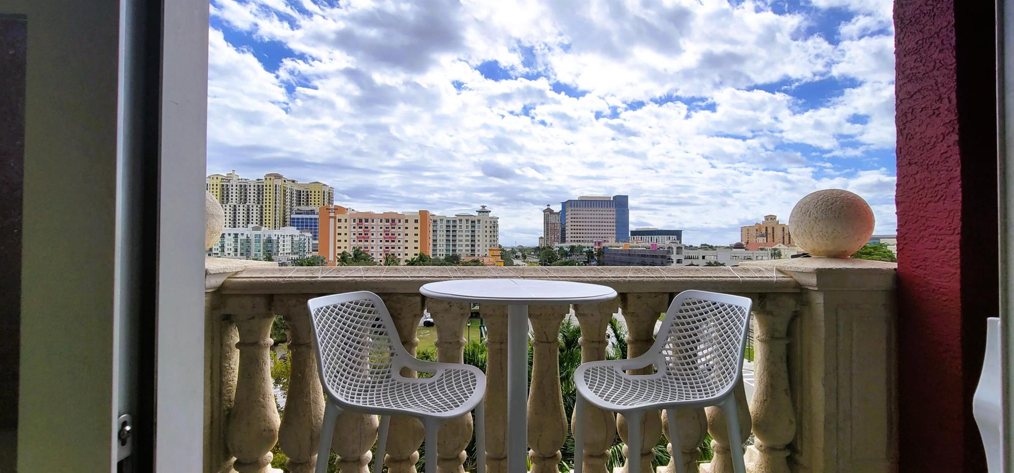 WHITNEY CONDO - Residential