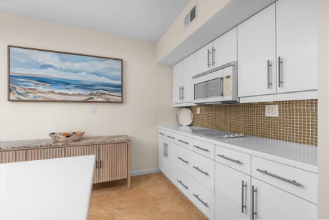 Tiny photo for 3200 NE 36th Street #806, Fort Lauderdale, FL 33308 (MLS # B26035958)
