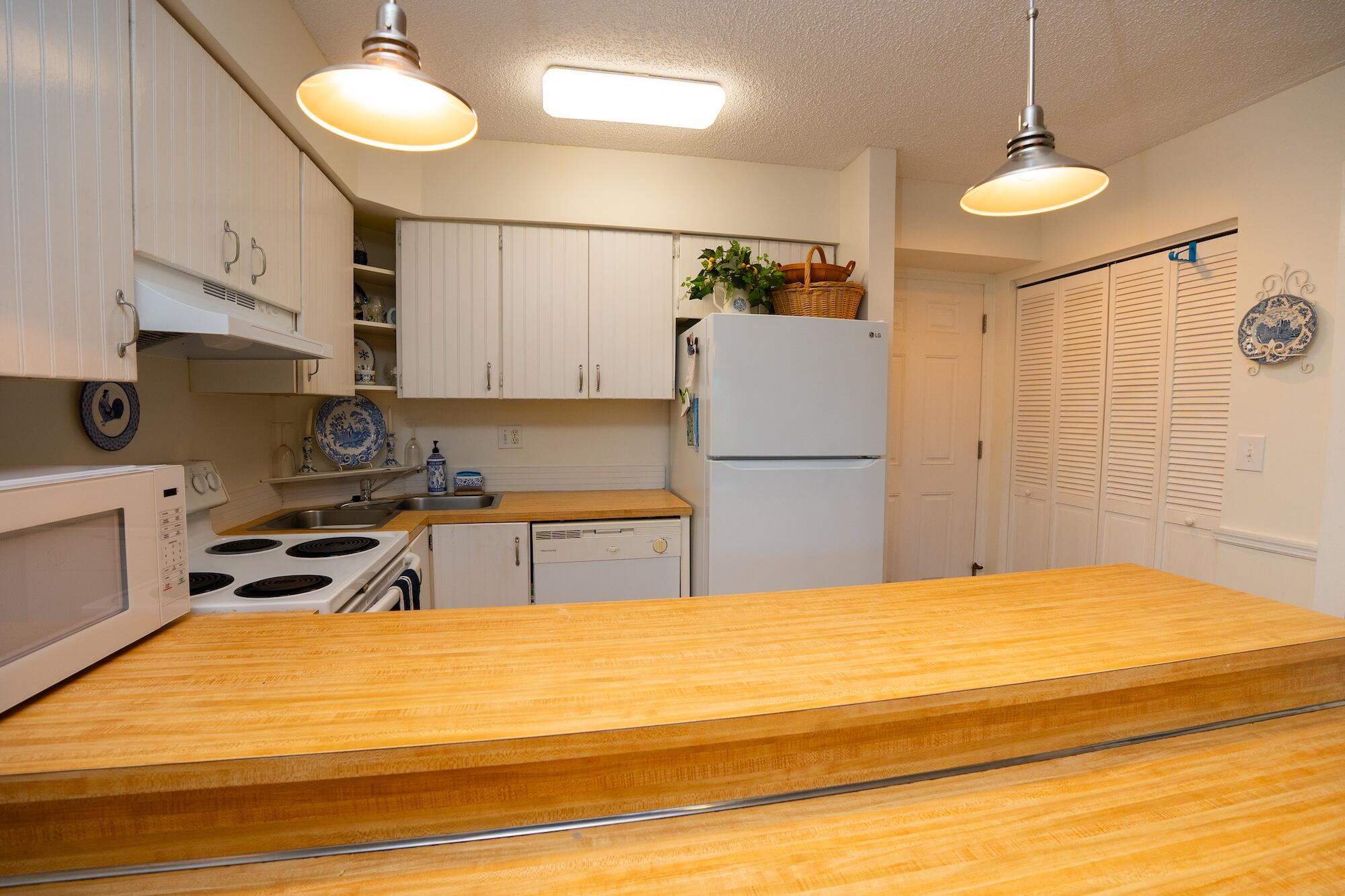 2400 S Ocean Drive 5414