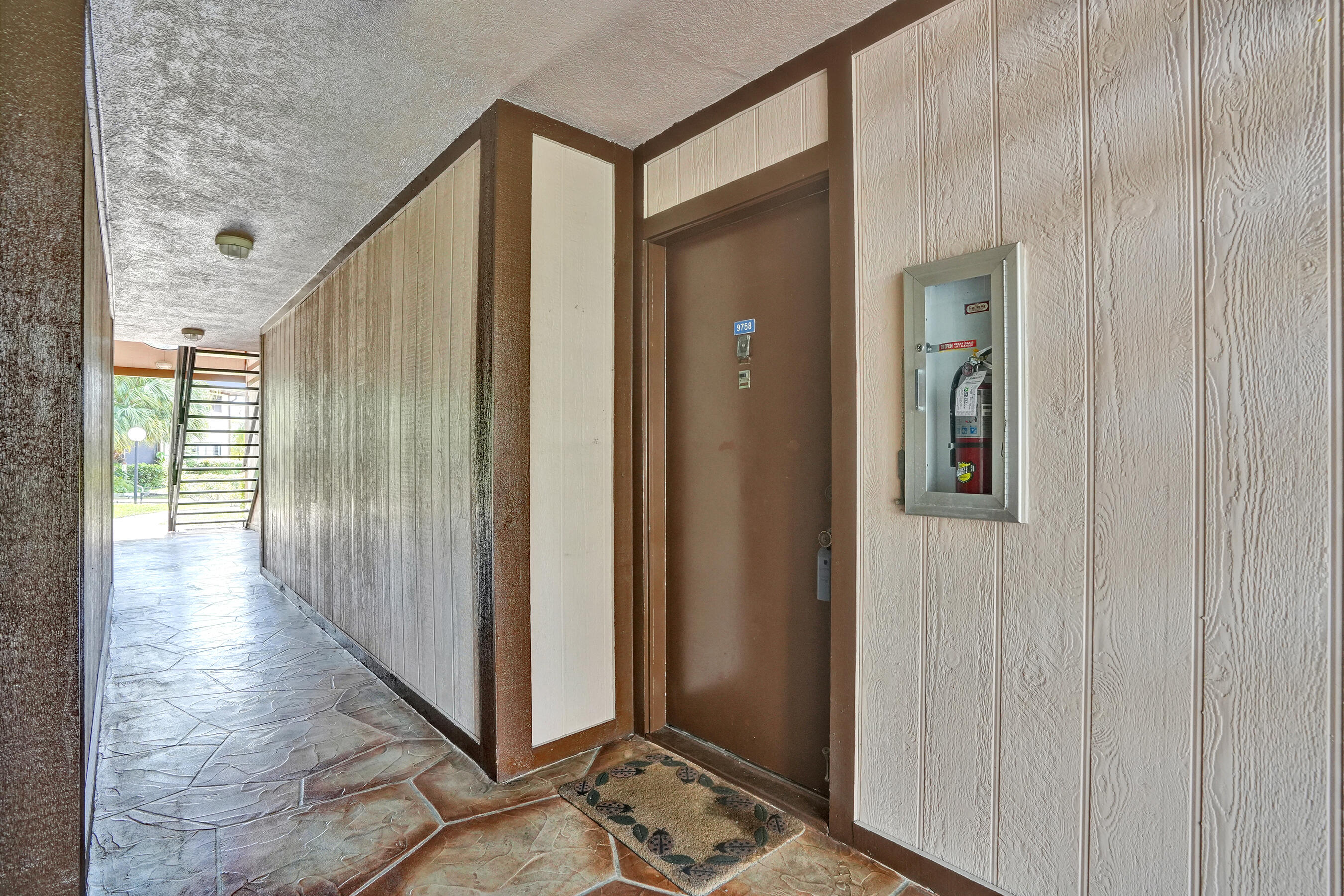 BELFORT CONDOMINIUM G - Residential