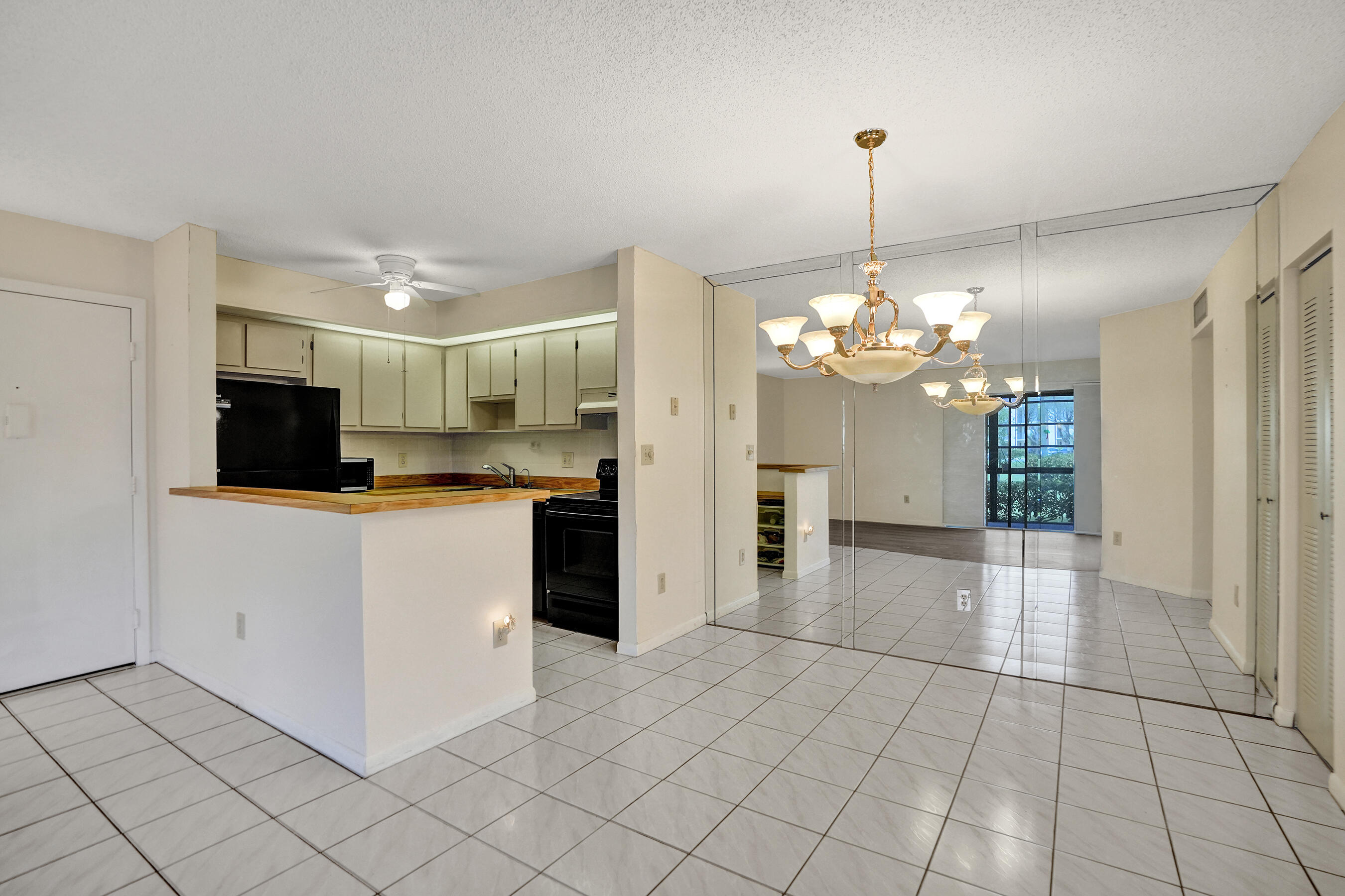 BELFORT CONDOMINIUM G - Residential