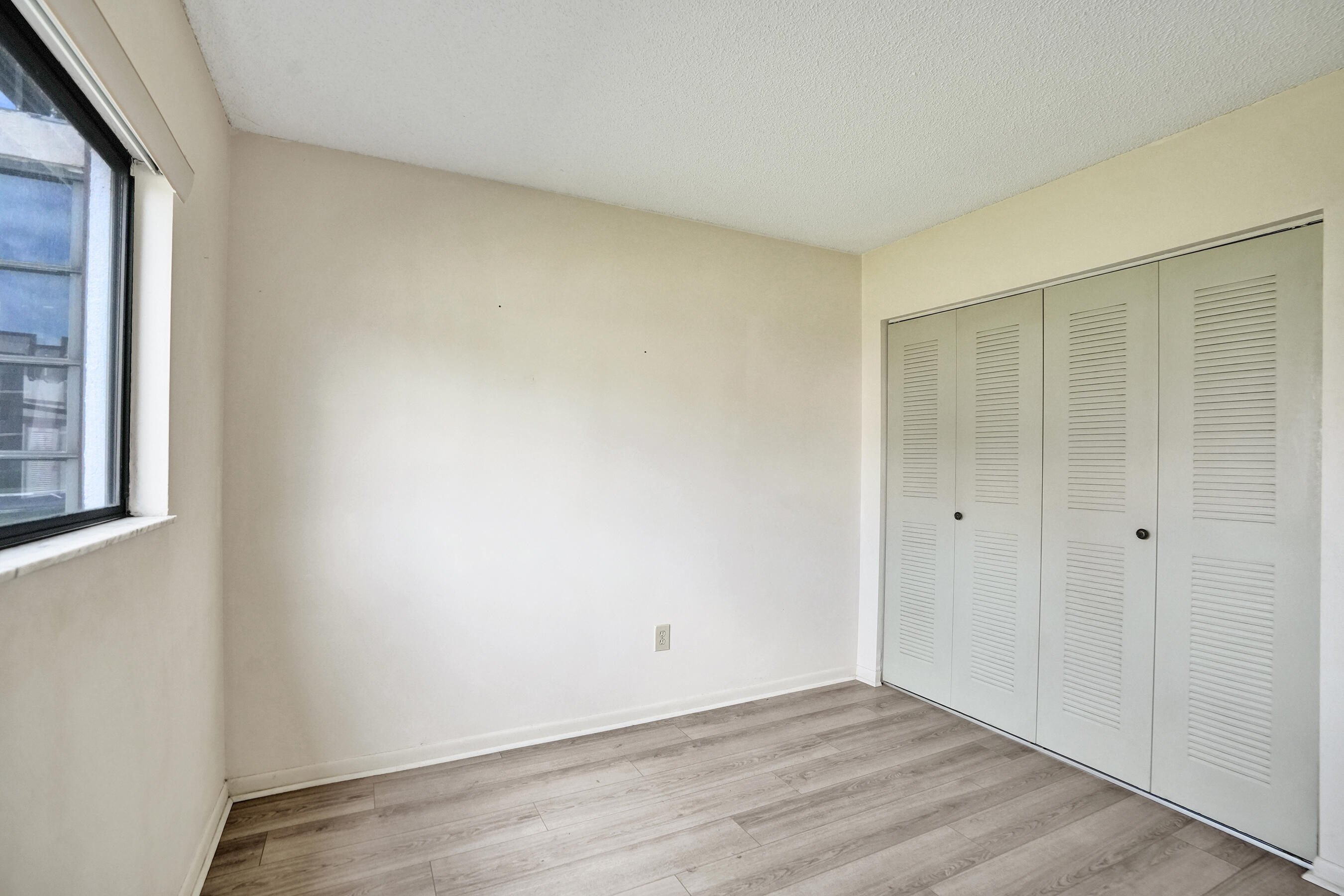 BELFORT CONDOMINIUM G - Residential