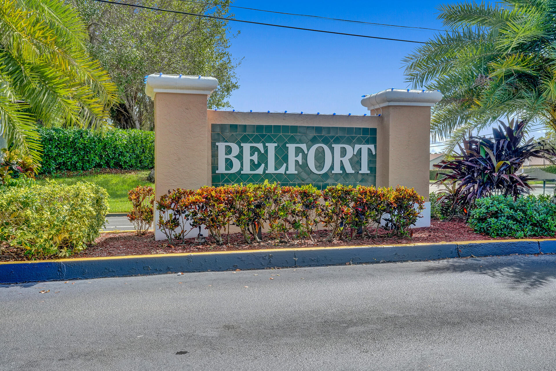 BELFORT CONDOMINIUM G - Residential