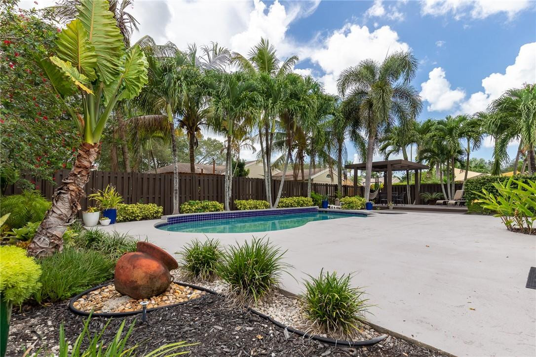 FLAMINGO GARDENS-TAMARIND - Residential