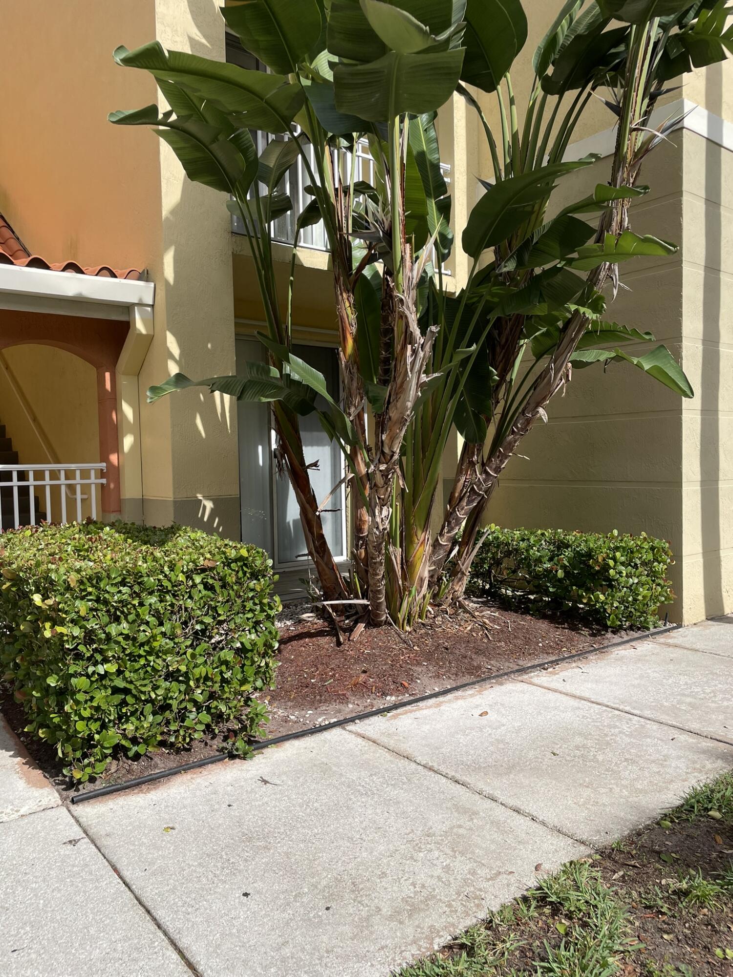 RESIDENCES AT LEGACY PLACE CONDO - Residential Lease