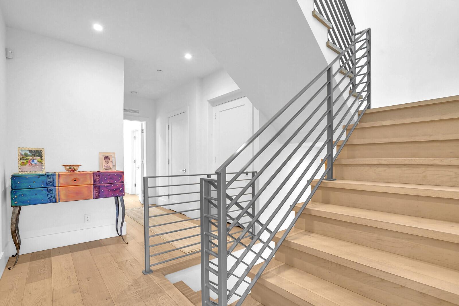 7th Ave Villas - Residential