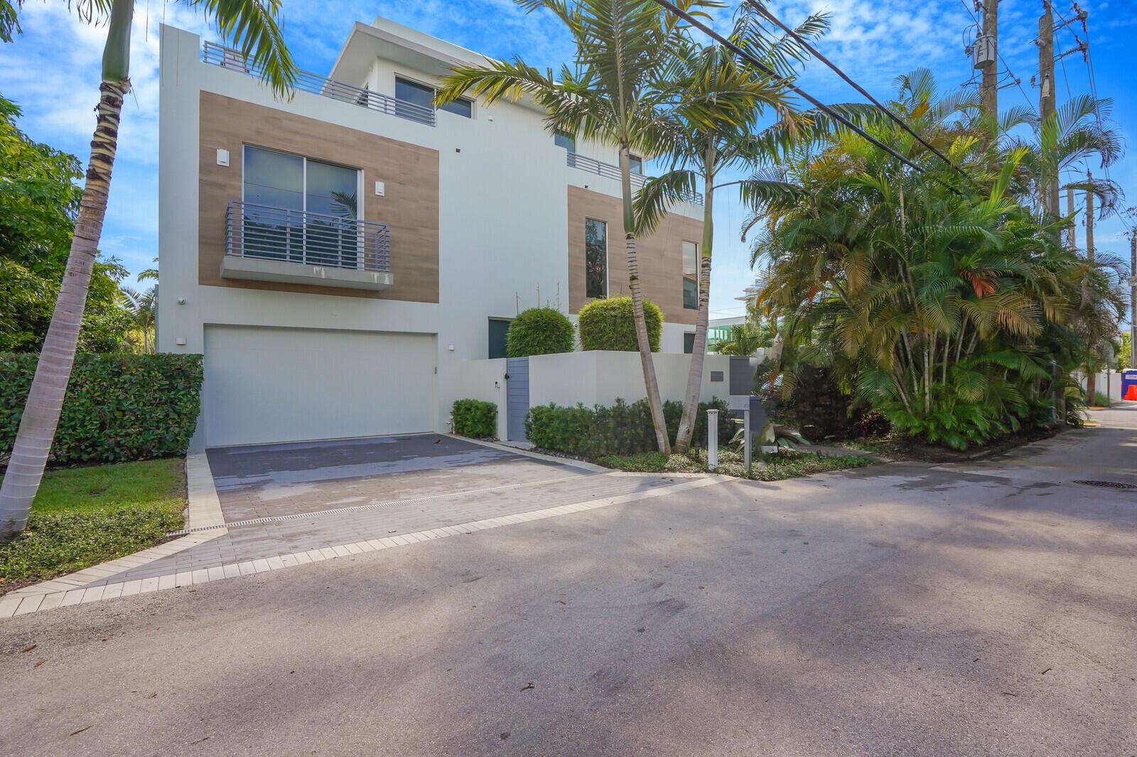 7th Ave Villas - Residential