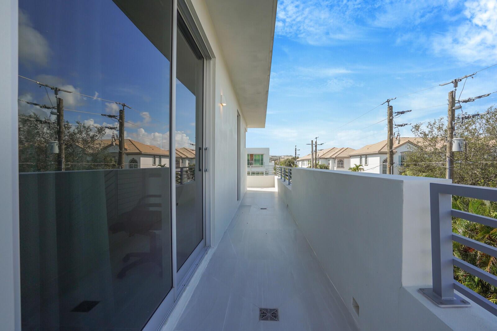 7th Ave Villas - Residential