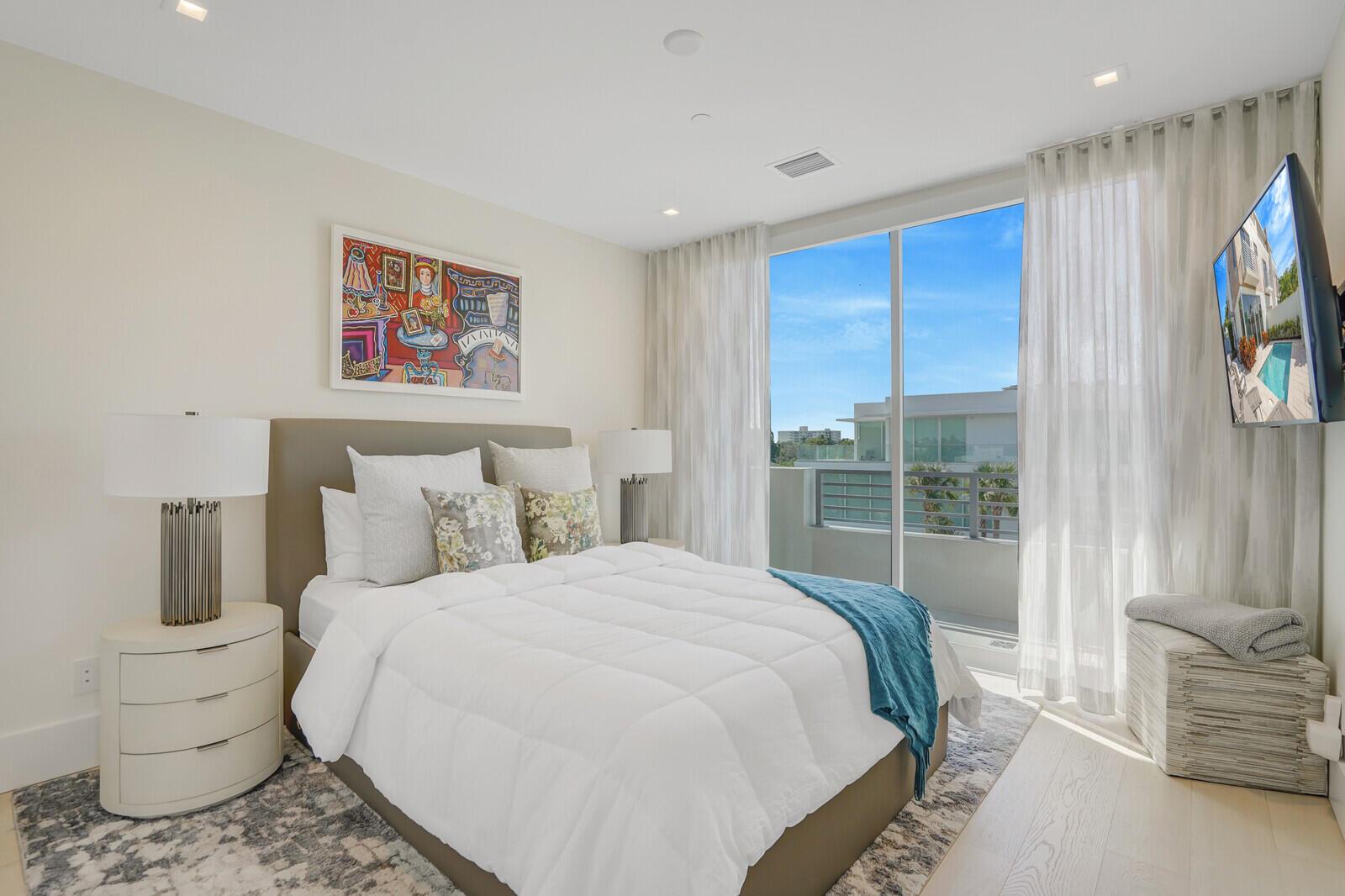 7th Ave Villas - Residential
