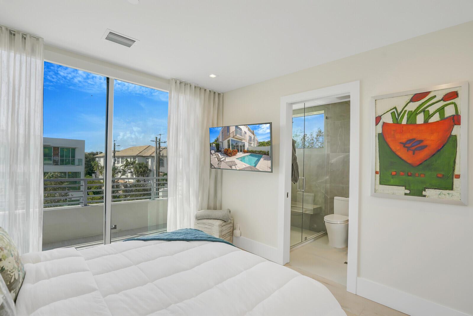7th Ave Villas - Residential