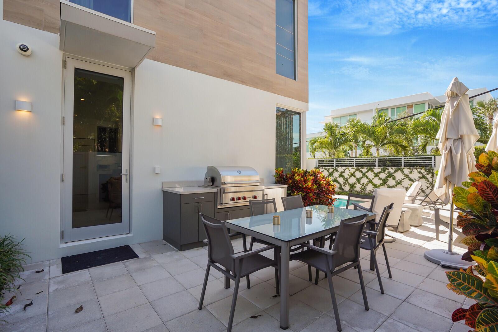 7th Ave Villas - Residential