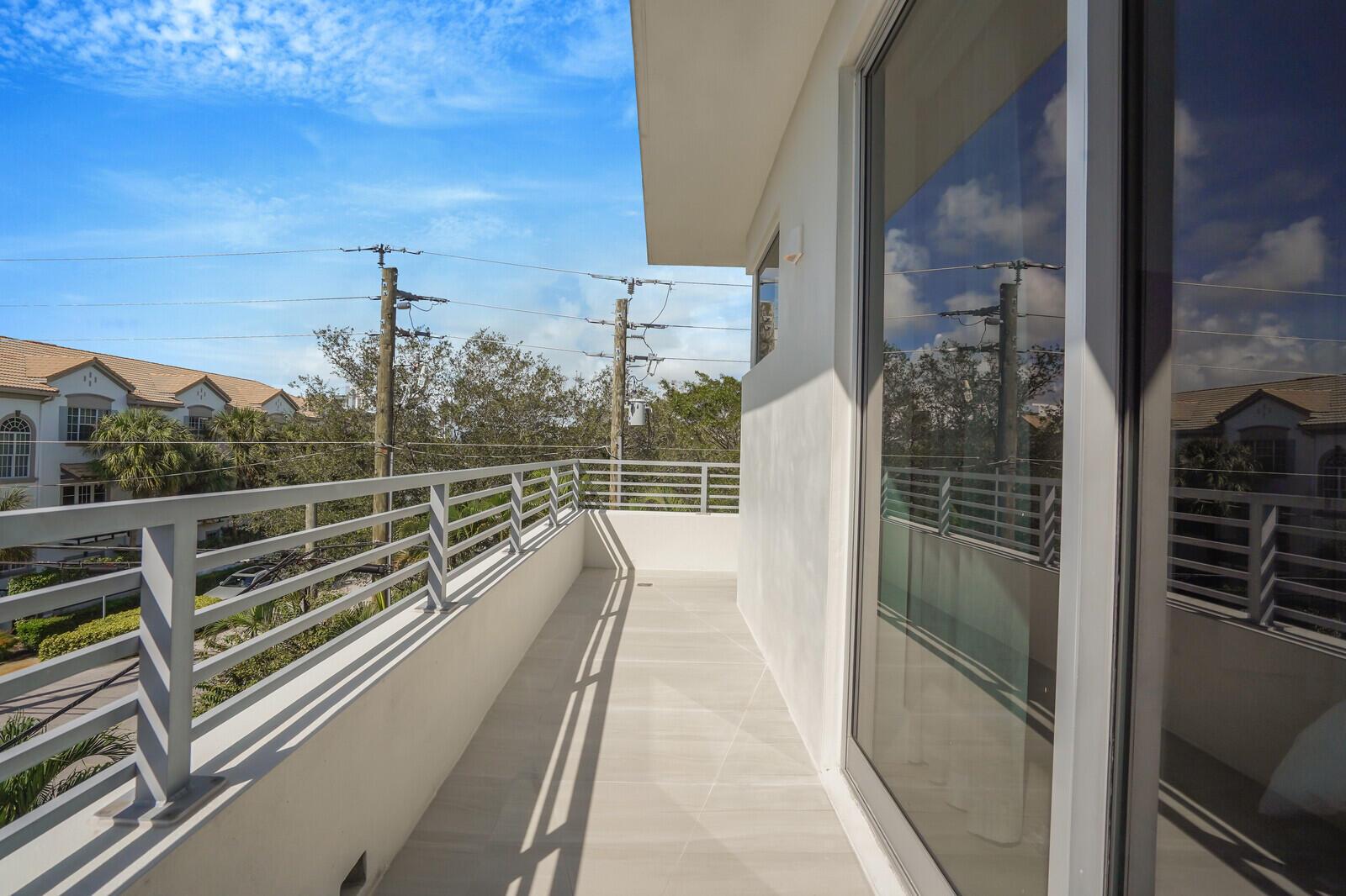 7th Ave Villas - Residential