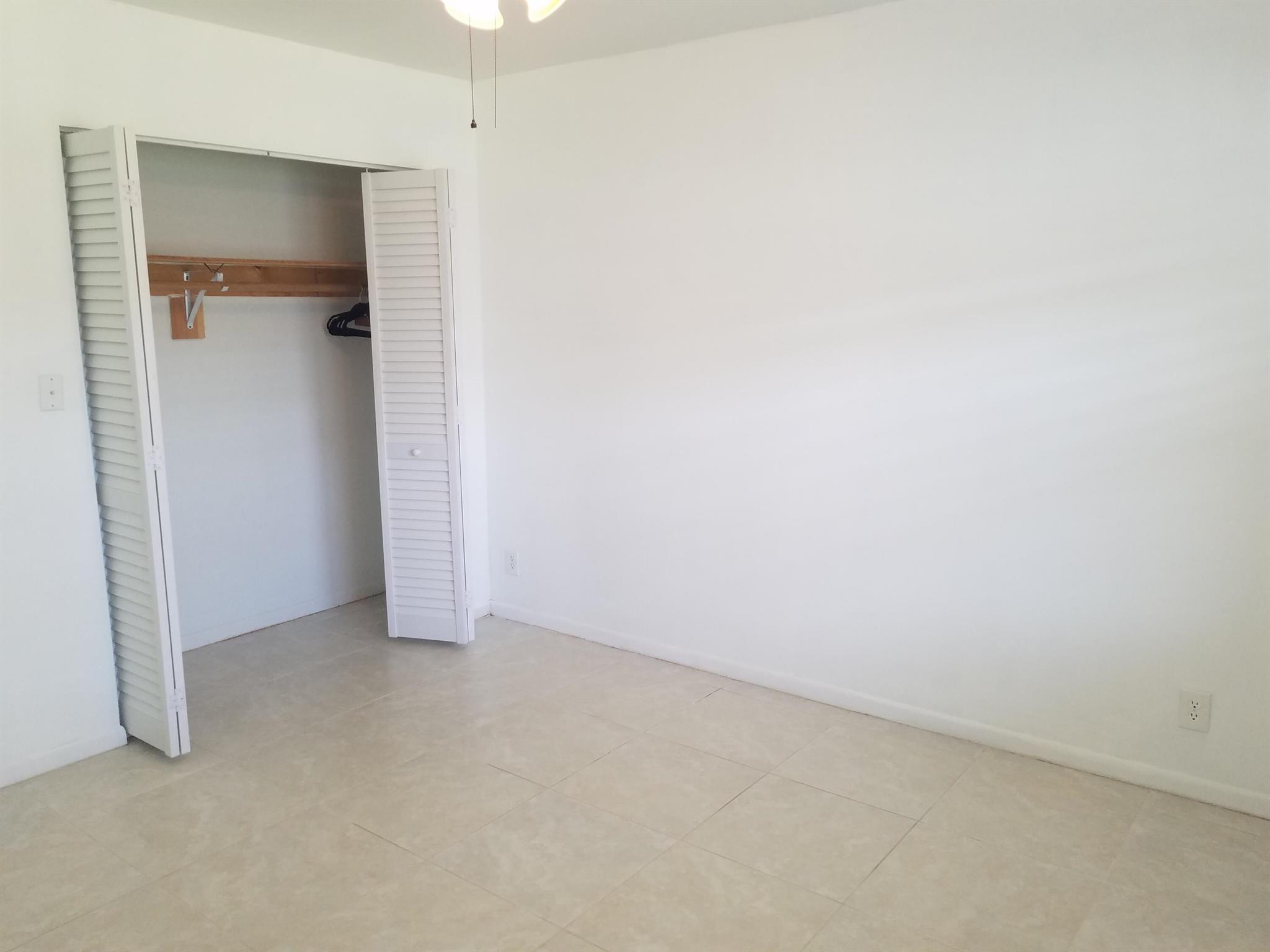 JUPITER LAKES VILLAS COND - Residential Lease