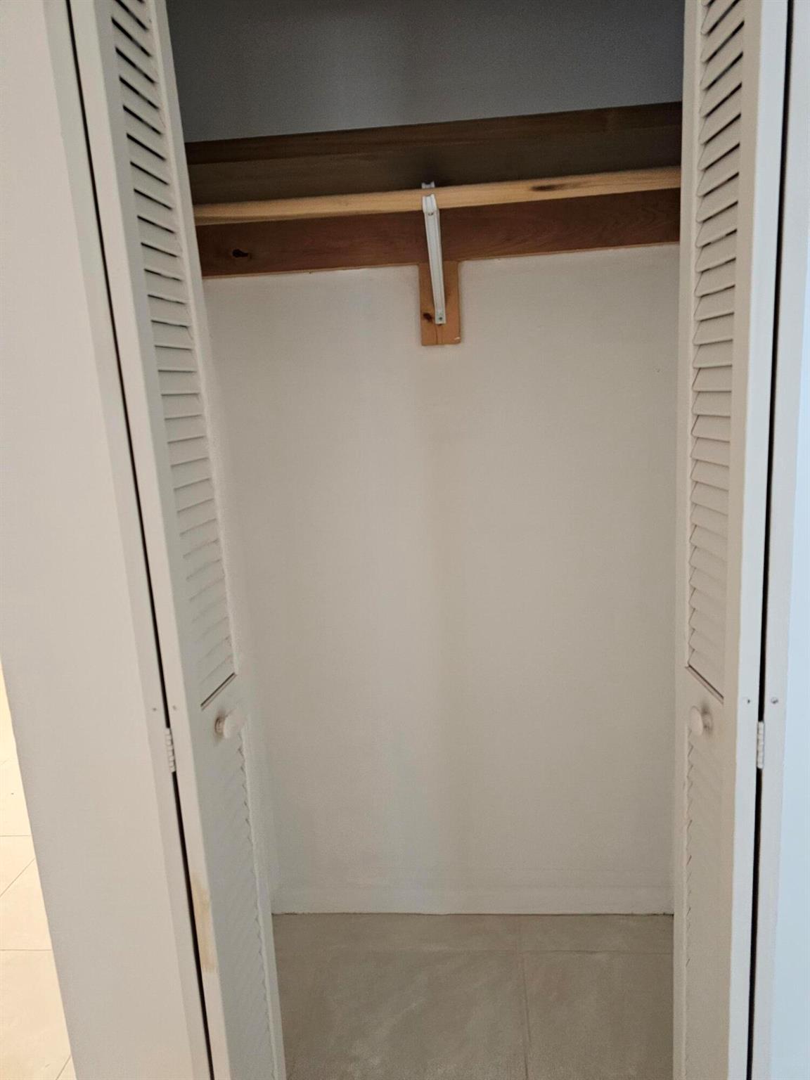 JUPITER LAKES VILLAS COND - Residential Lease