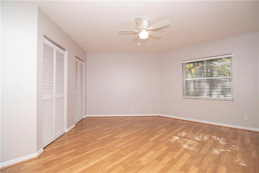 Countrys Point 119-29 B - Residential Lease