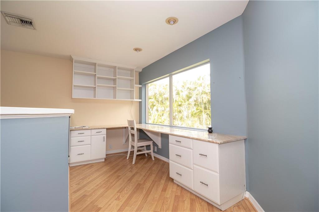 Countrys Point 119-29 B - Residential Lease