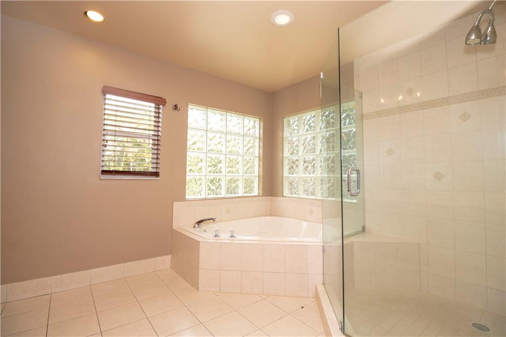 Countrys Point 119-29 B - Residential Lease