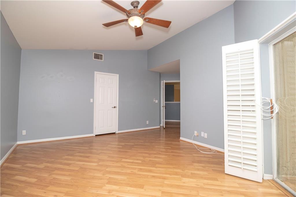 Countrys Point 119-29 B - Residential Lease