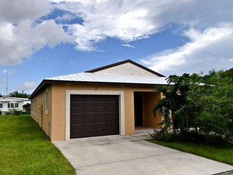 A home in Port St Lucie