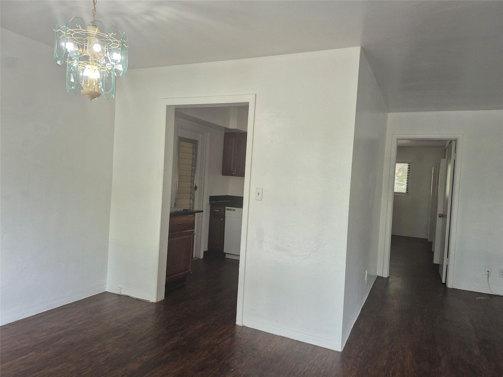 Photo of 4320 SW 6th Street #203, Plantation, FL 33317 (MLS # F10506348)