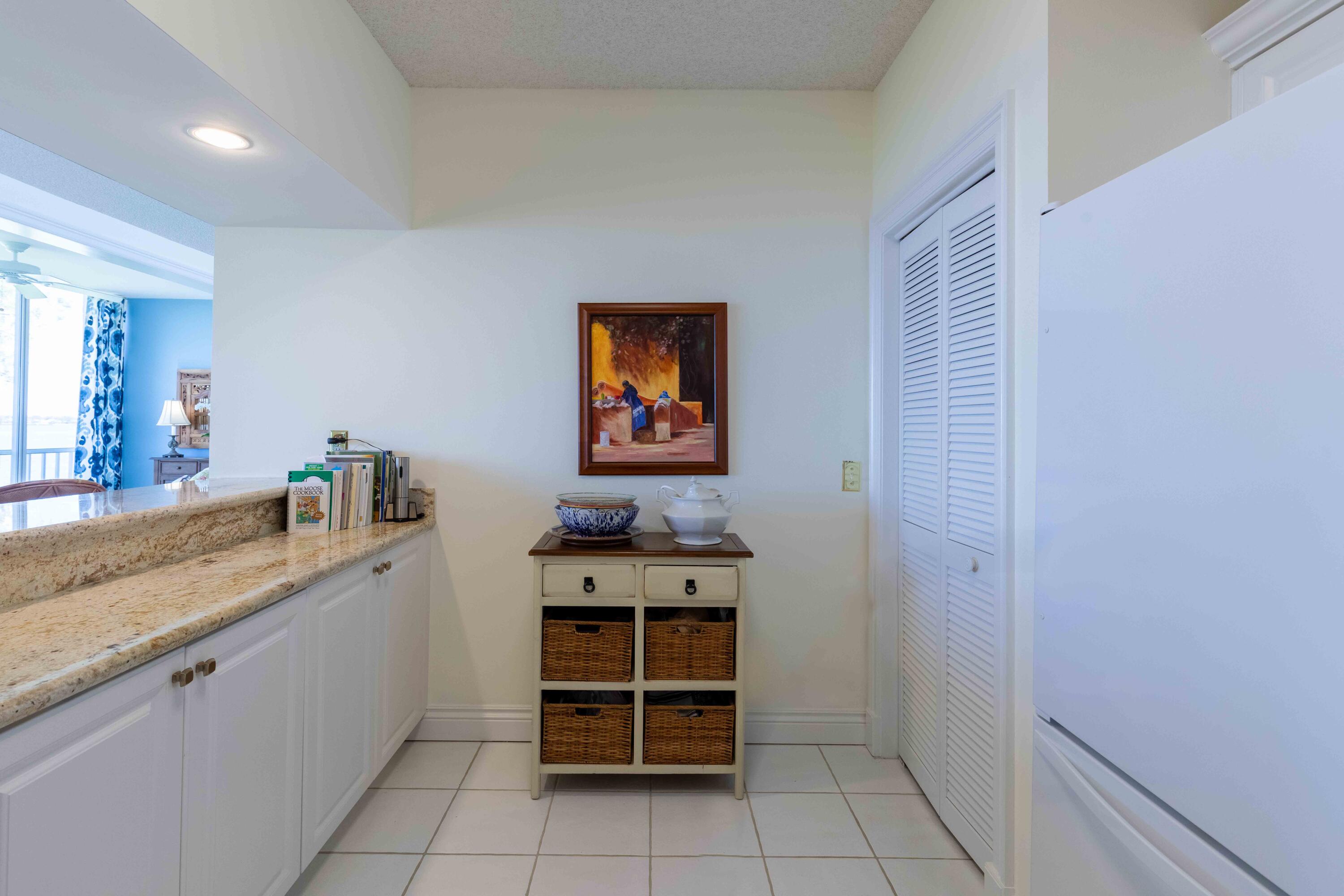 HARBOUR RIDGE YACHT & COUNTRY CLUB - Residential