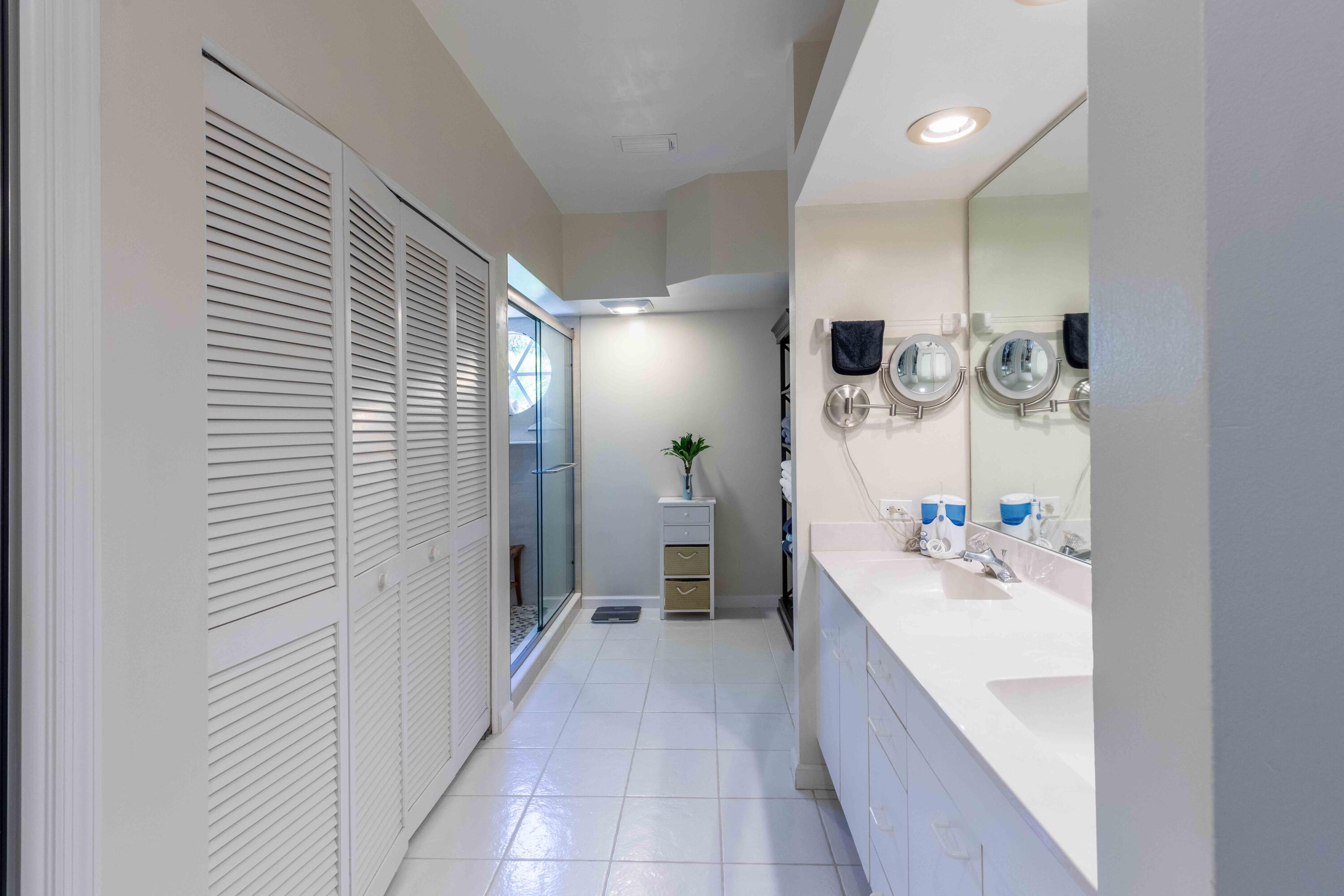 HARBOUR RIDGE YACHT & COUNTRY CLUB - Residential