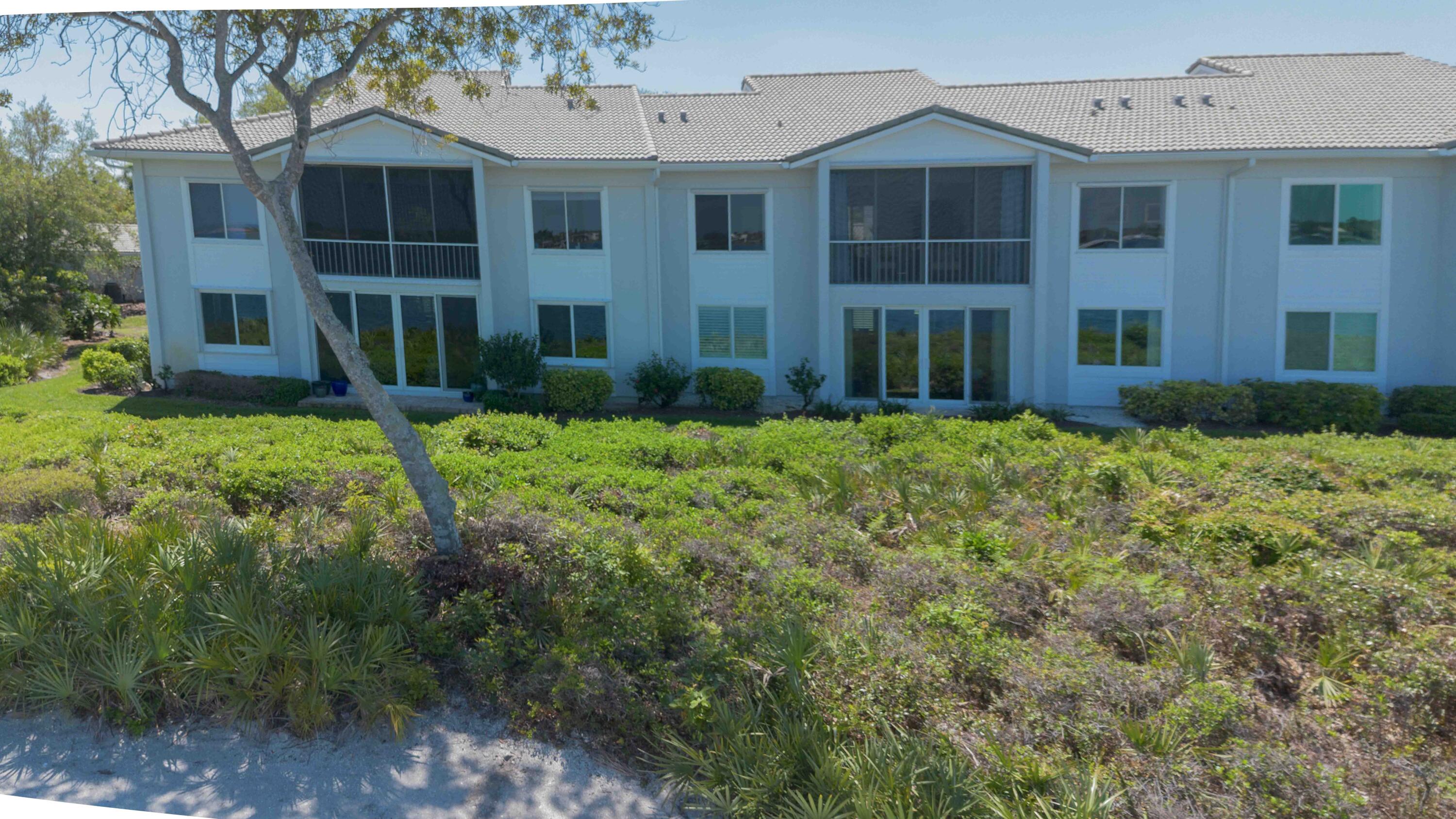 HARBOUR RIDGE YACHT & COUNTRY CLUB - Residential