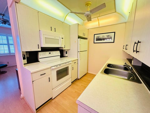 Tiny photo for 4011 NEWPORT G, Deerfield Beach, FL 33442 (MLS # B26090786)