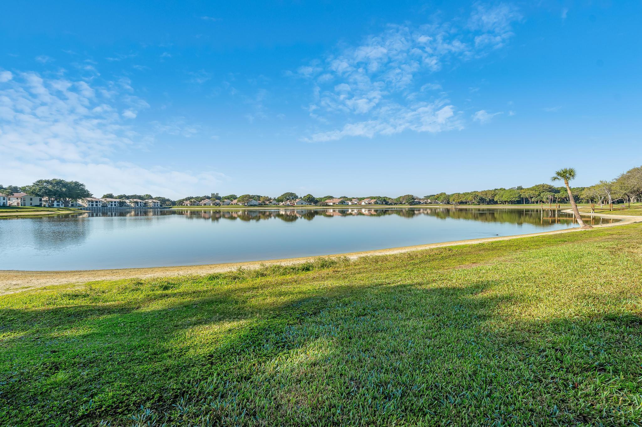 WINDWOOD - Residential Lease