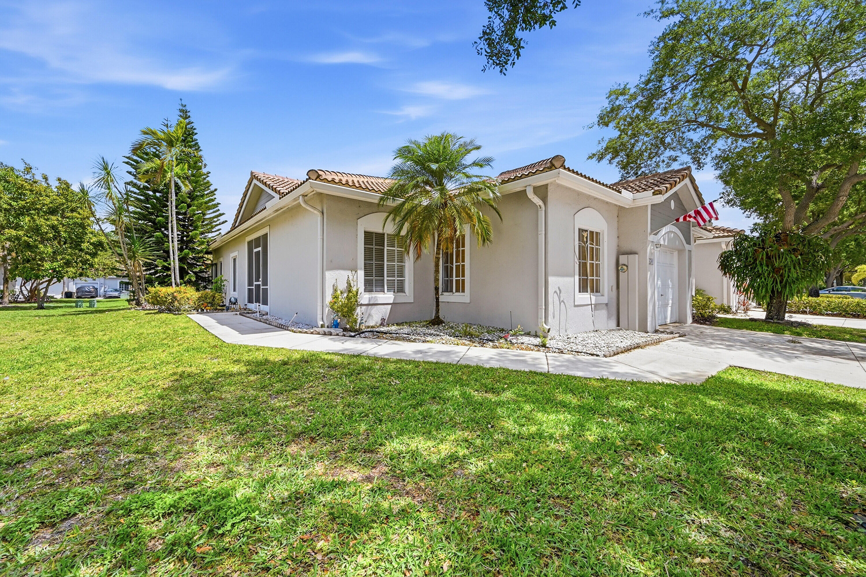 OLYMPIA & YORK RESIDENTIAL PLAT - Residential