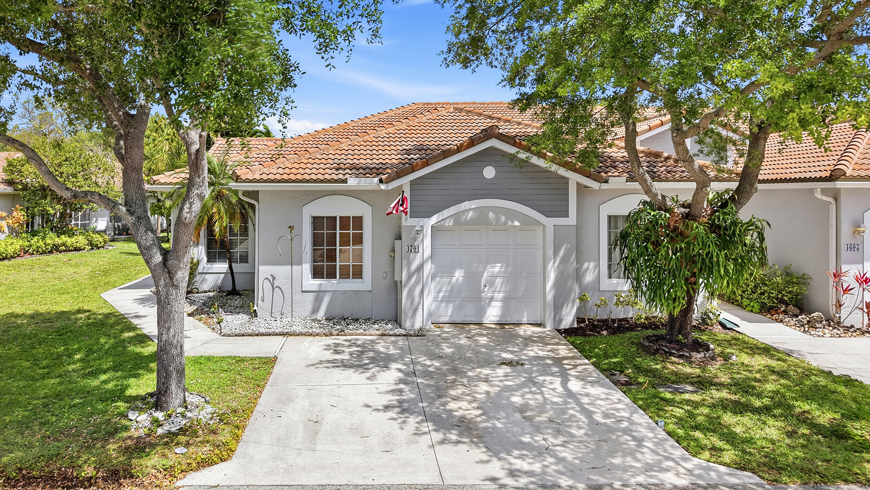 OLYMPIA & YORK RESIDENTIAL PLAT - Residential