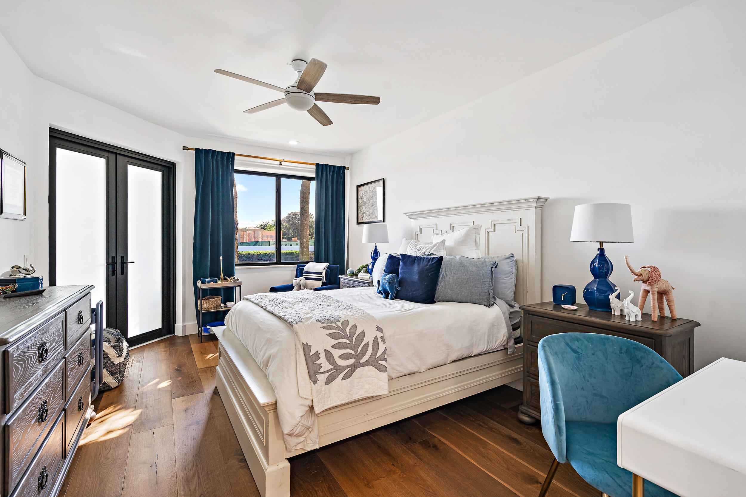 Admirals Cove - Residential